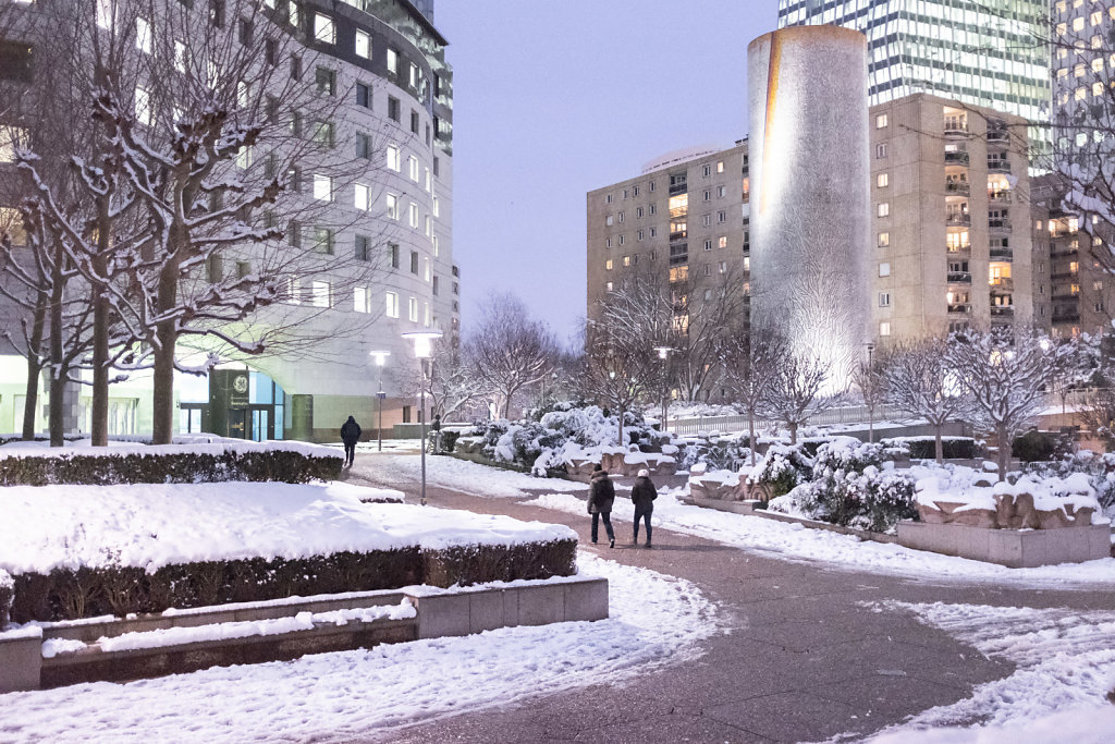 La Defense sous la neige 